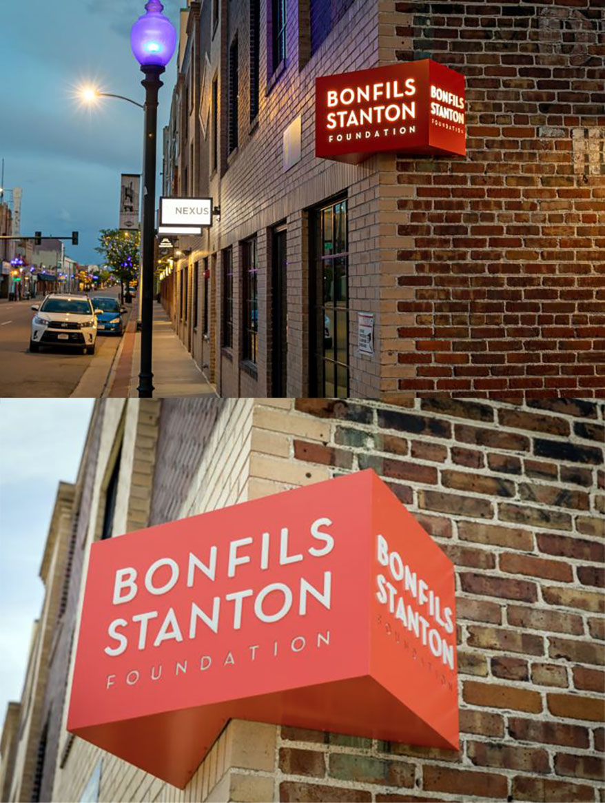 Bonfils-Stanton-sign