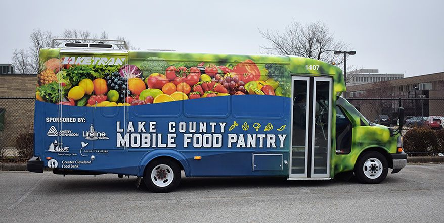 Avery-Dennison_Food-Bank-Side-View