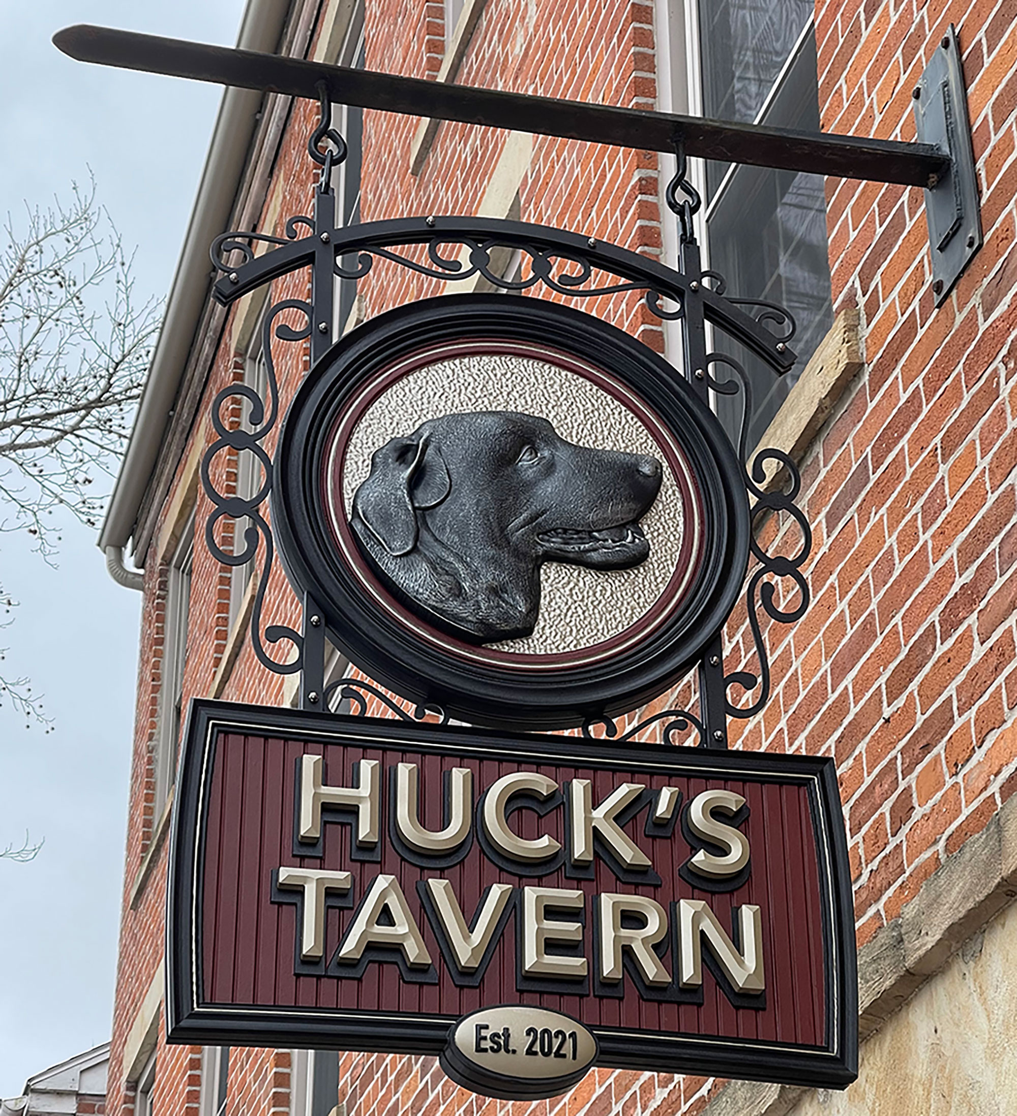 Huck’s Tavern