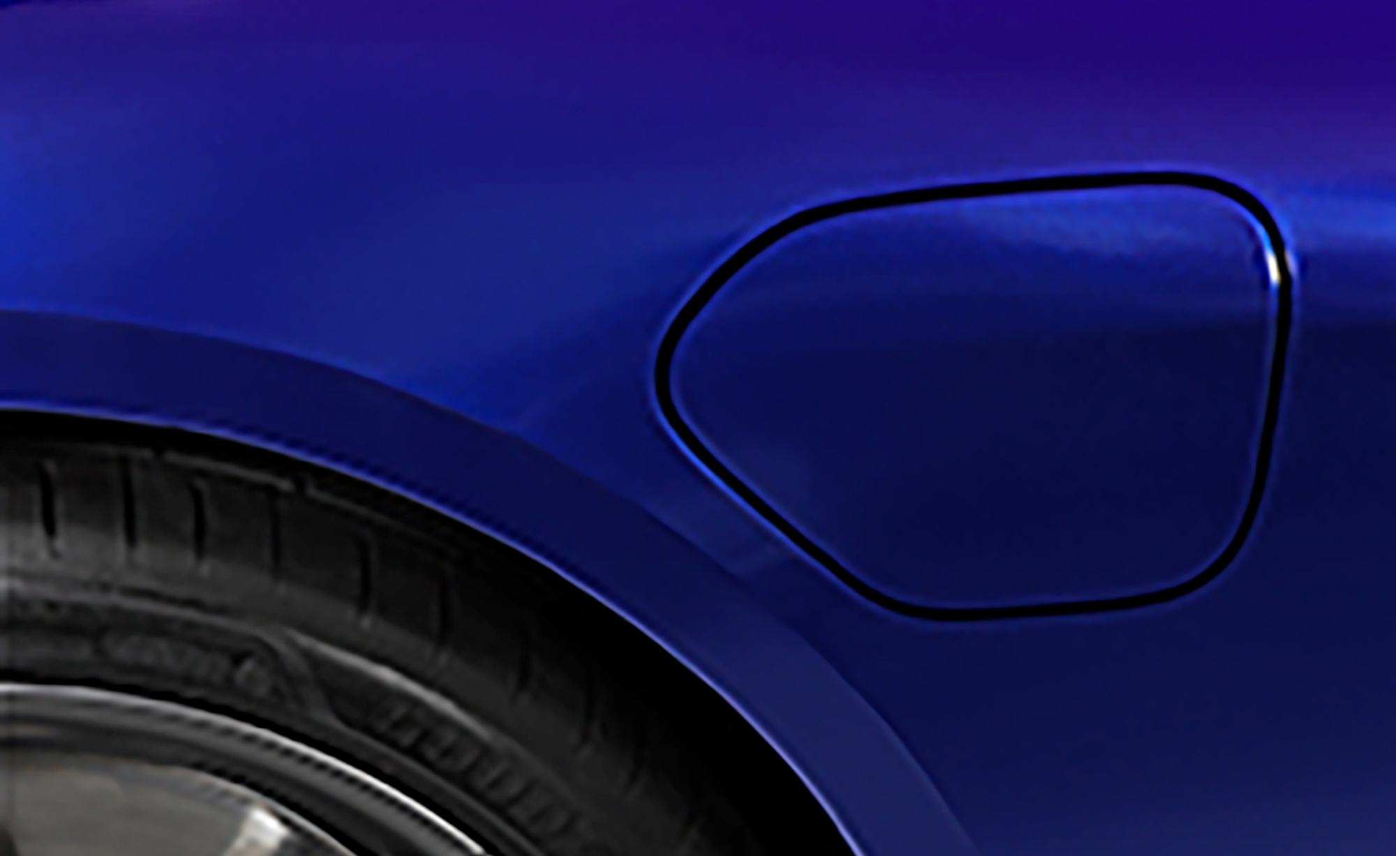 A close-up of new Supreme Wrapping Film color Gloss Metallic Mysterious Indigo.