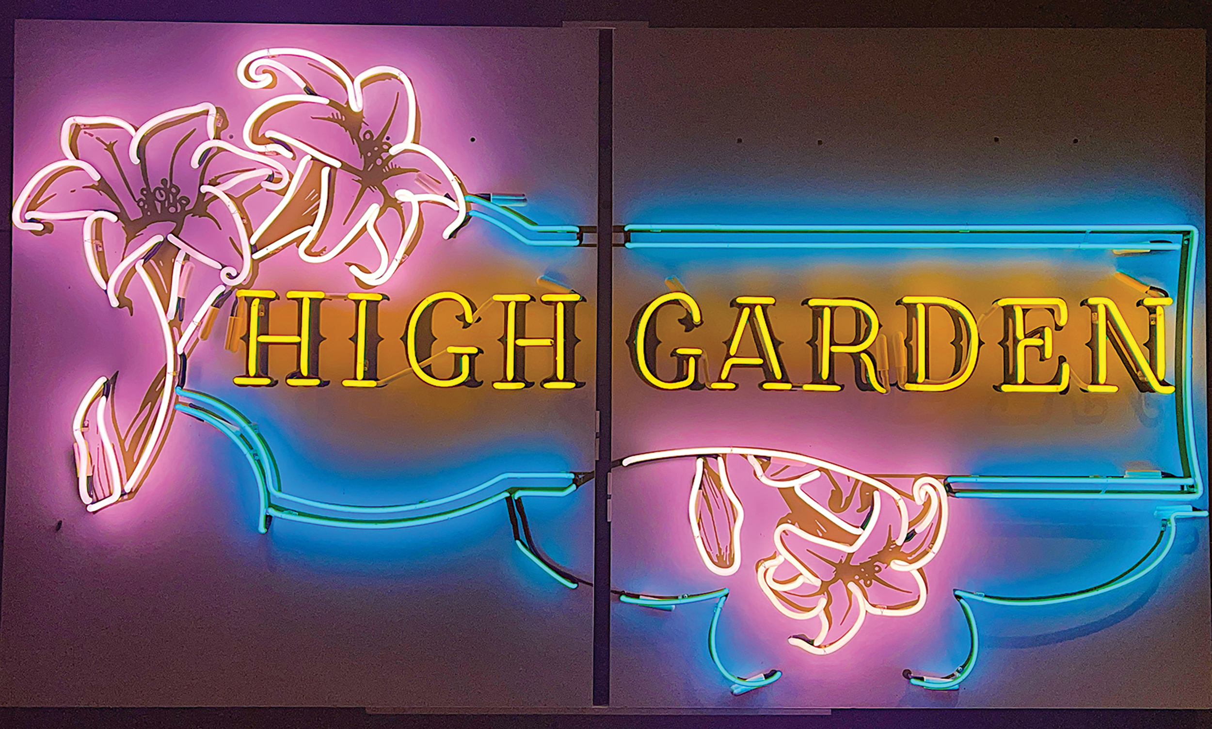  For the High Garden indoor-outdoor space, Glas's in-house fabricator and glass blower created twin signs that would look identical when installed, though one is designed to shed water. 