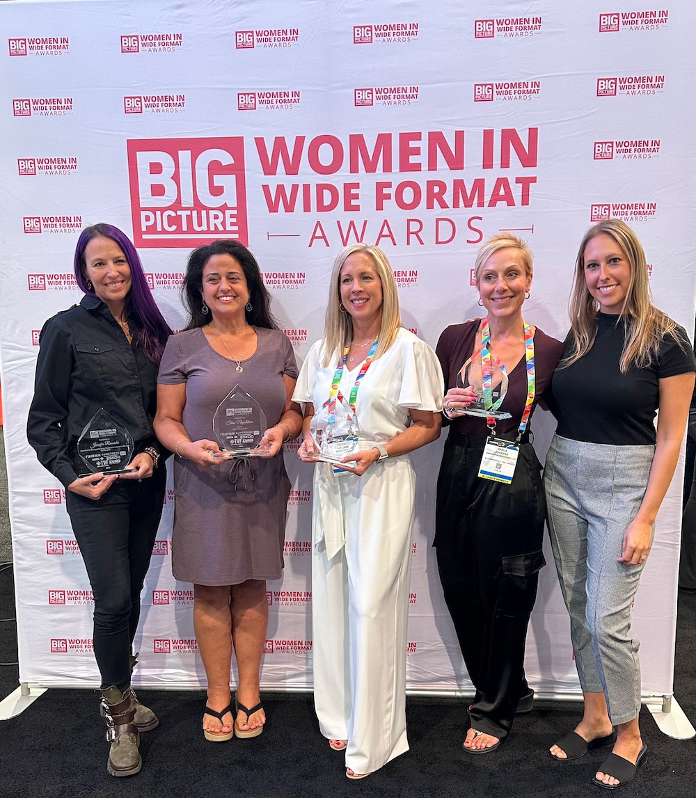 From left to right:, Women in Wide Format Award winners Jennifer Rennicke, Tami Napolitano, Stefanie Bevans, and Carla Johanns alongside Big Picture Editor-in-Chief Adrienne Palmer.