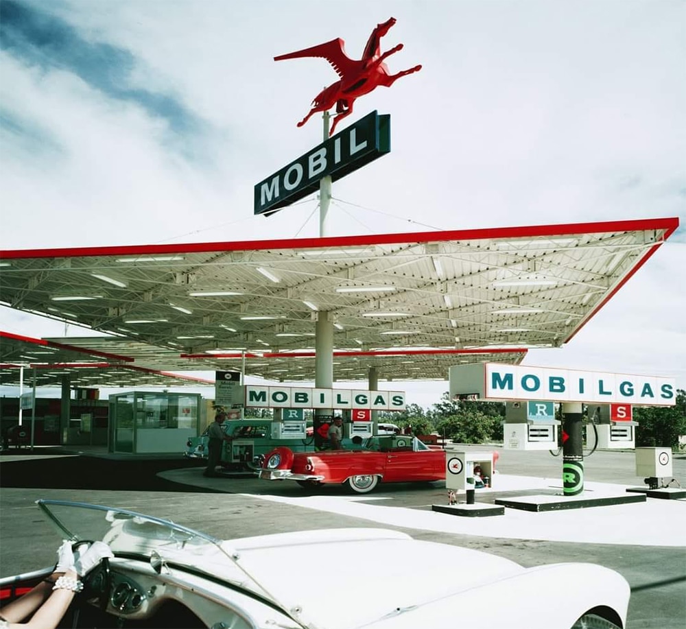 22 Classic American Gas Station Signs